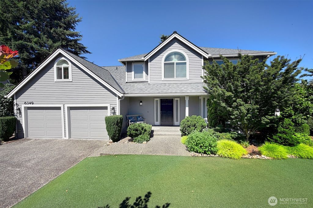 Photo of 6349 114th Avenue SE, Bellevue, WA 98006 (MLS # 2554571)