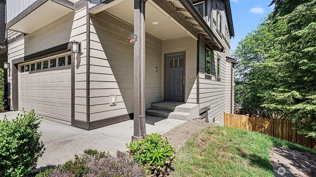 Photo of 16533 2nd Park SE, Bothell, WA 98012 (MLS # 2587699)