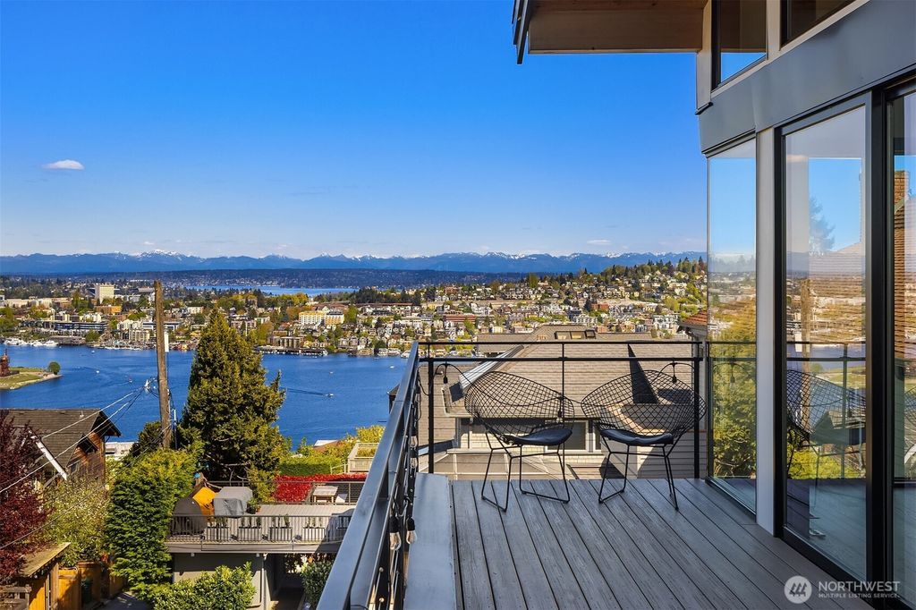 Photo of 426 Wheeler Street, Seattle, WA 98109 (MLS # 2509057)