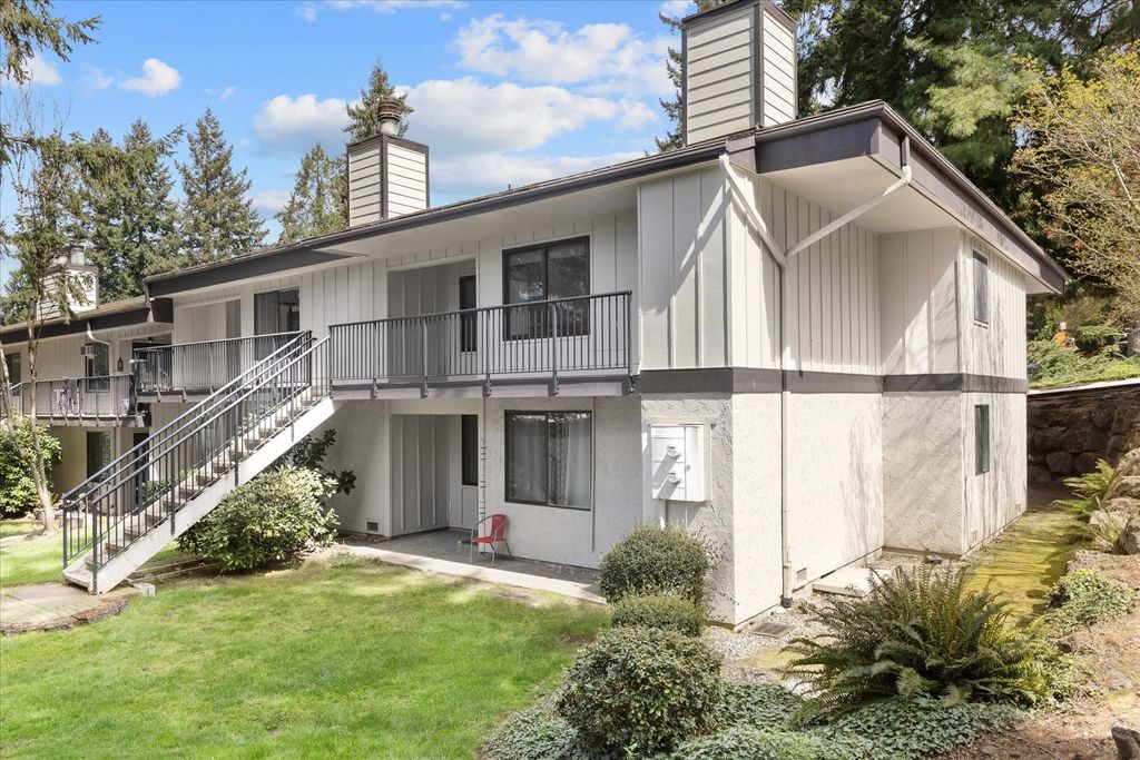 Photo of 11615 127th Lane NE #A1, Kirkland, WA 98034 (MLS # 2512675)