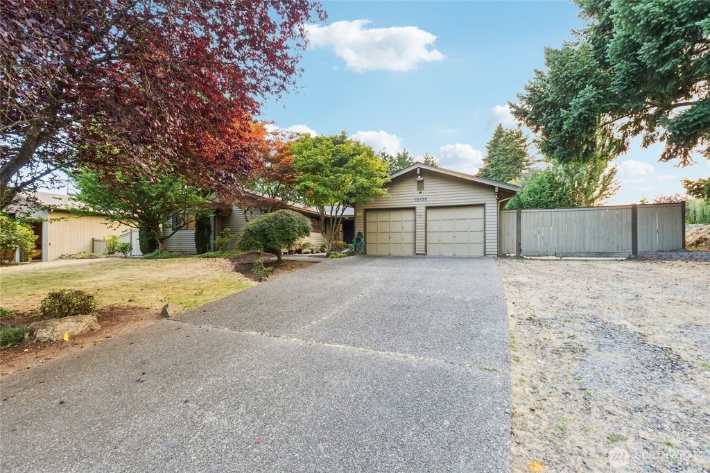 Photo of 19125 121st Place SE, Renton, WA 98058 (MLS # 2420159)