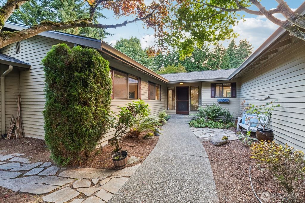 Photo of 19125 121st Place SE, Renton, WA 98058 (MLS # 2420159)
