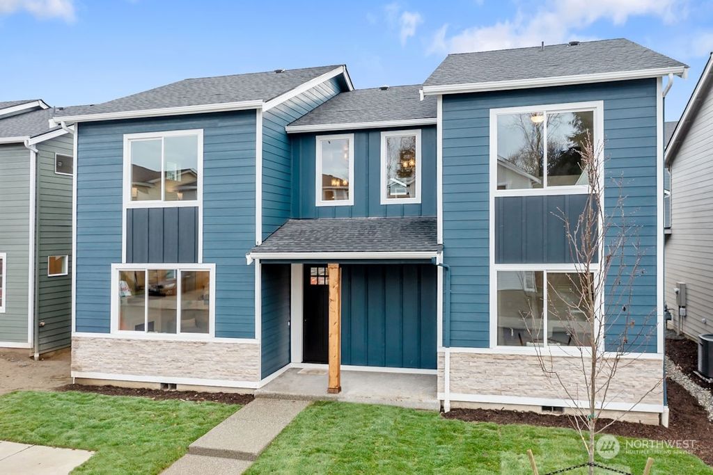 Photo of 8738 69th Place NE, Marysville, WA 98270 (MLS # 1993956)