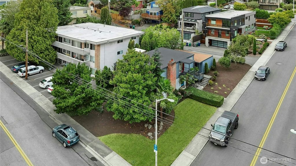 Photo of 505 3rd Street, Kirkland, WA 98033 (MLS # 2422209)