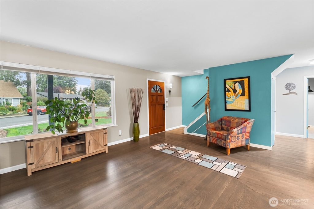 Photo of 1710 35th Street SE, Auburn, WA 98002 (MLS # 2428569)