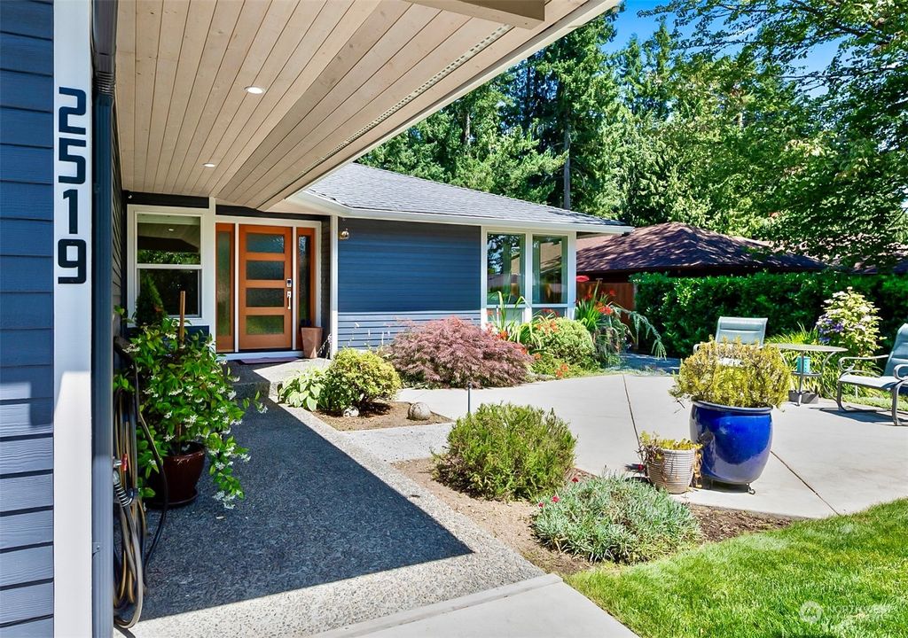 Photo of 2519 136th Street SE, Bothell, WA 98012 (MLS # 2138895)