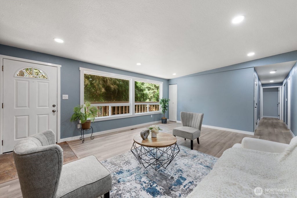 Photo of 31840 44th Avenue S, Auburn, WA 98001 (MLS # 2557202)