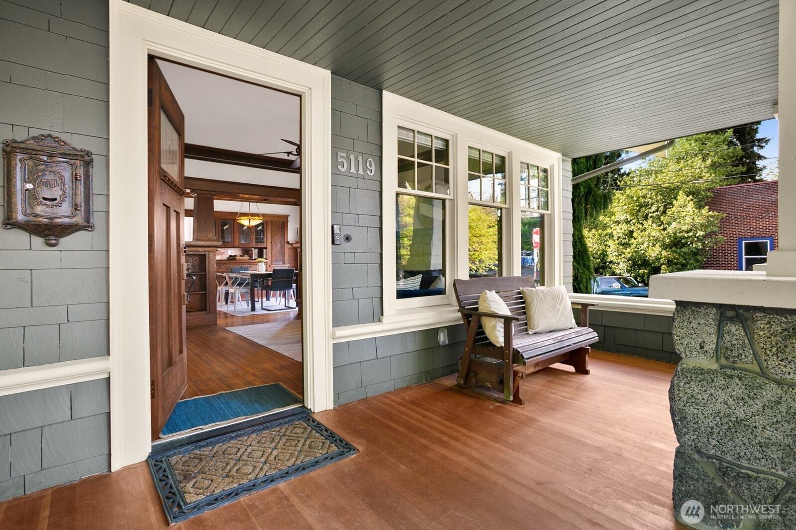 5119 Meridian Avenue N