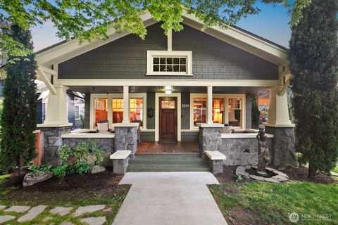 Photo of 5119 Meridian Avenue N, Seattle, WA 98103 (MLS # 2512919)
