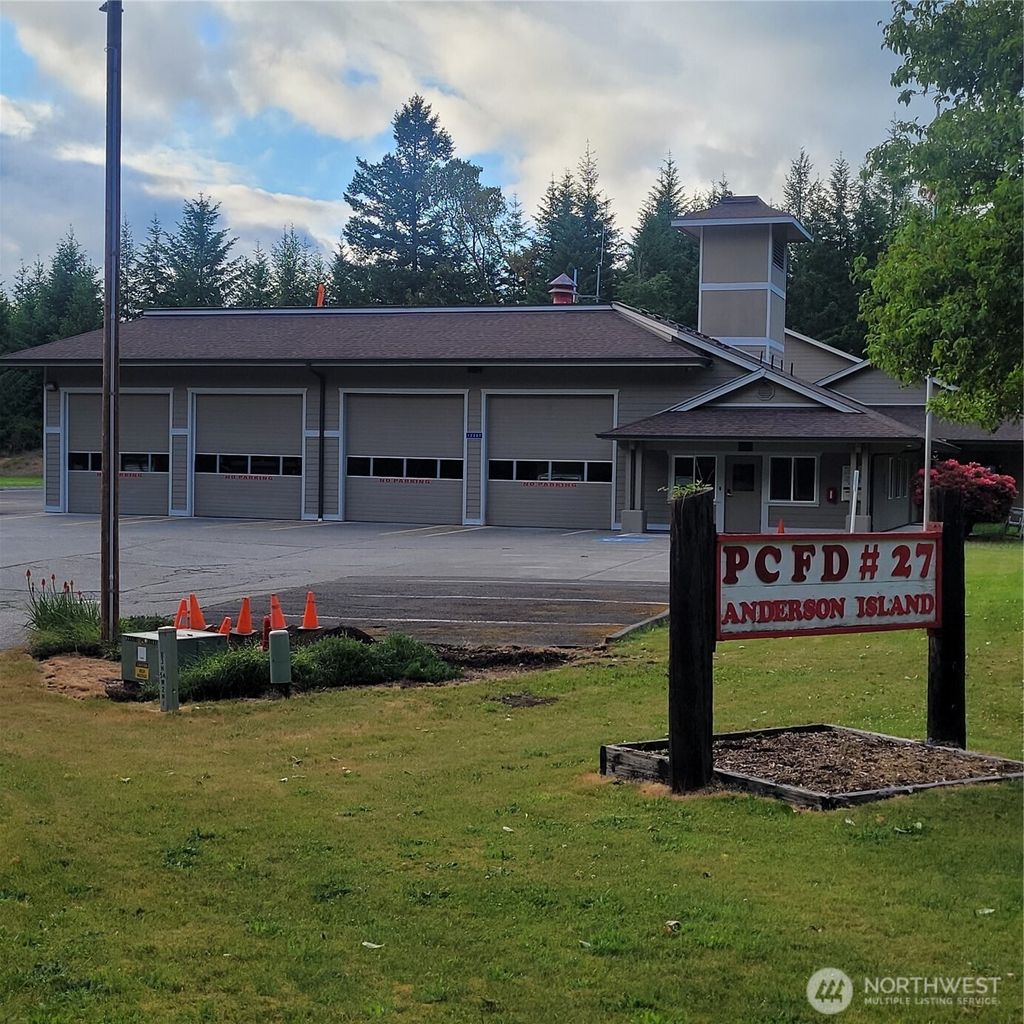 Photo of 8922 129th Avenue Ct, Anderson Island, WA 98303 (MLS # 2513493)