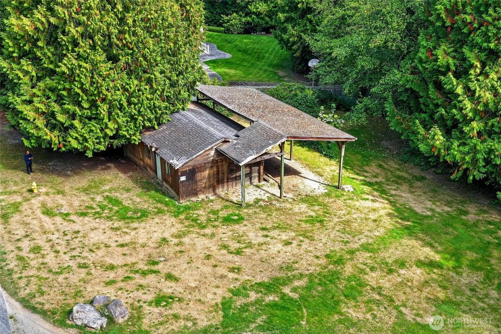 Photo of 16005 NE 51st Street, Redmond, WA 98052 (MLS # 2586928)