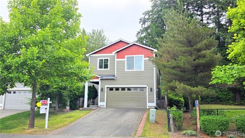 Photo of 17933 73rd Avenue E, Puyallup, WA 98375 (MLS # 2512090)