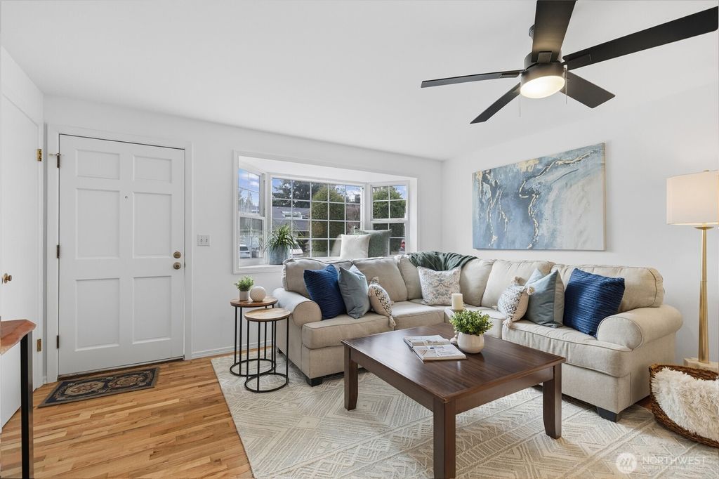 Photo of 11018 SE 182nd Street, Renton, WA 98055 (MLS # 2480910)