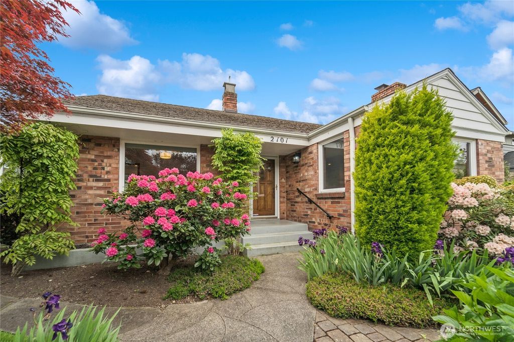 Photo of 2101 35th Avenue W, Seattle, WA 98199 (MLS # 2370245)