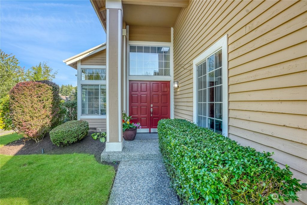 Photo of 3702 247th Avenue SE, Sammamish, WA 98029 (MLS # 2150140)