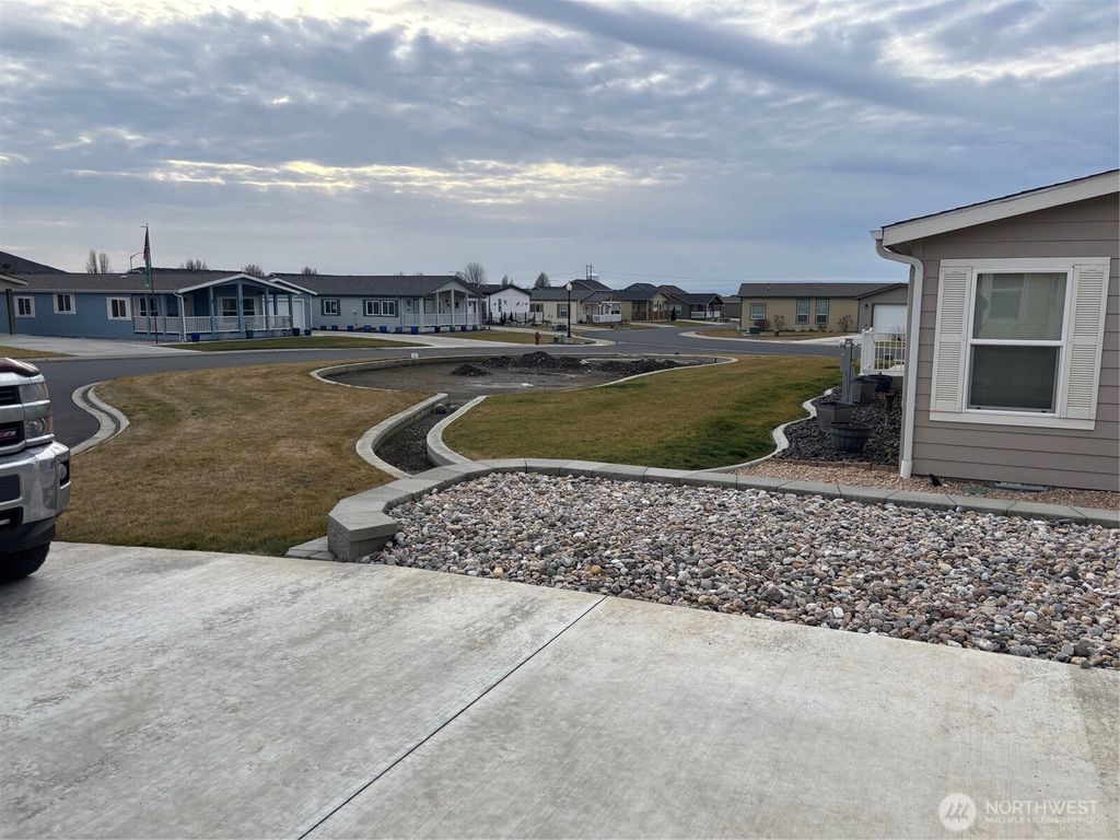 Photo of 1701 E Burr Avenue #55, Moses Lake, WA 98837 (MLS # 2478220)