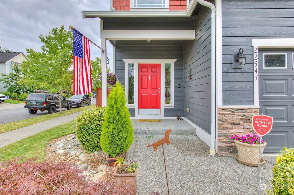 Photo of 22547 SE 268th Place, Maple Valley, WA 98038 (MLS # 2138581)