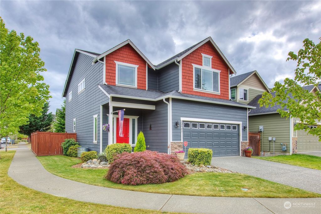 Photo of 22547 SE 268th Place, Maple Valley, WA 98038 (MLS # 2138581)