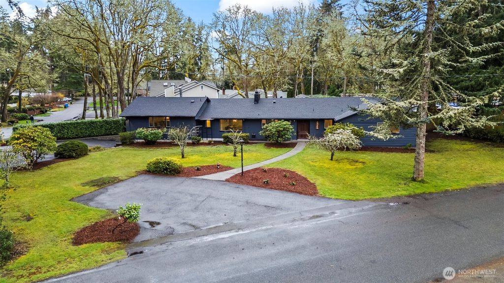 Photo of 12702 Ave DuBois SW, Lakewood, WA 98498 (MLS # 2501520)