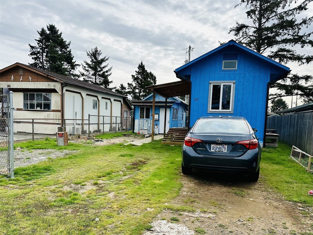 Photo of 127 Victoria Loop NE, Ocean Shores, WA 98569 (MLS # 2595014)