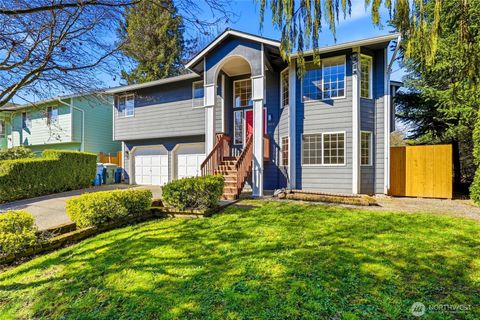 Photo of 212 9th Street, Snohomish, WA 98290 (MLS # 2500738)