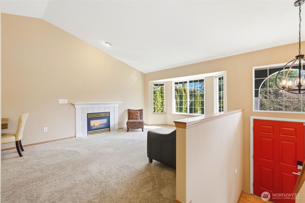 Photo of 212 9th Street, Snohomish, WA 98290 (MLS # 2500738)