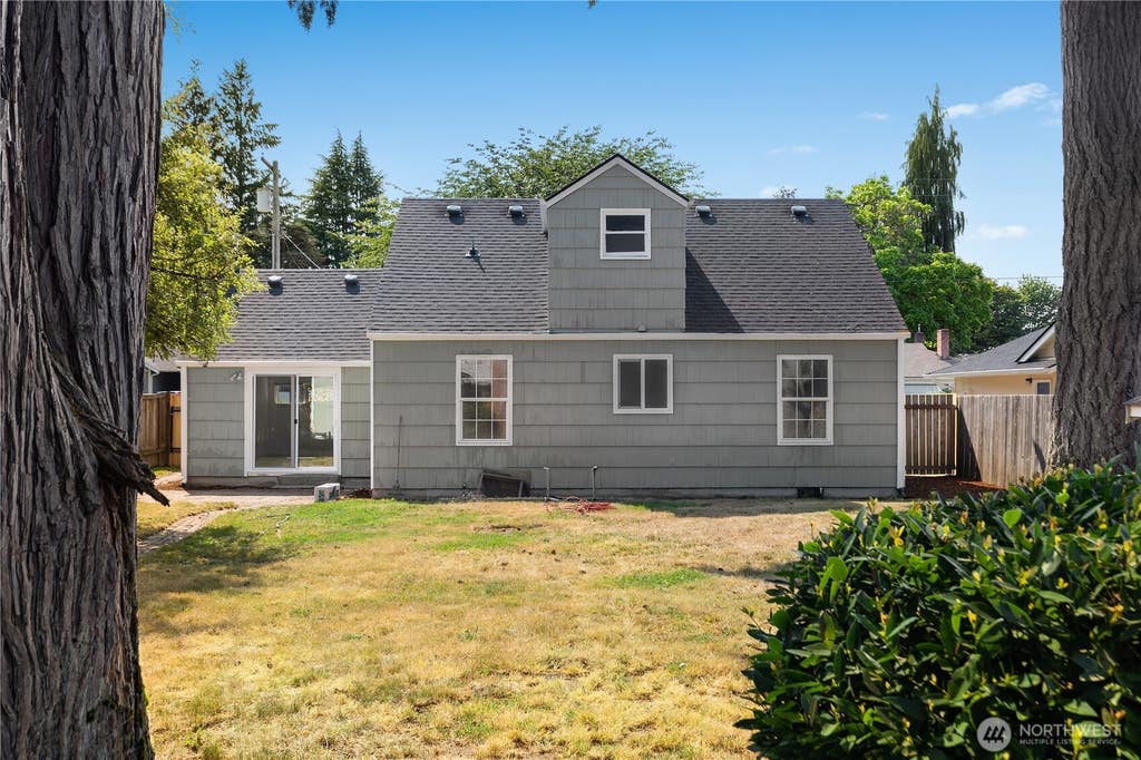 Photo of 3544 Quince Street SE, Tumwater, WA 98501 (MLS # 2555191)
