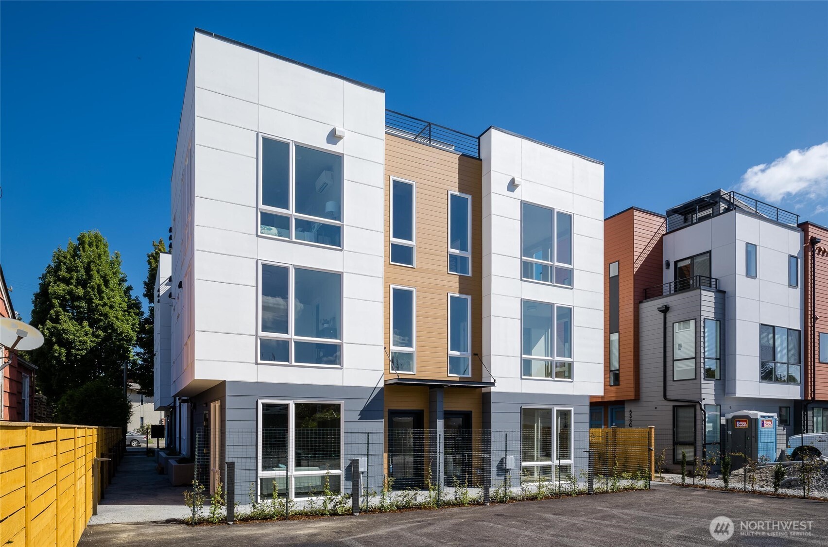 527 S Cloverdale Street D