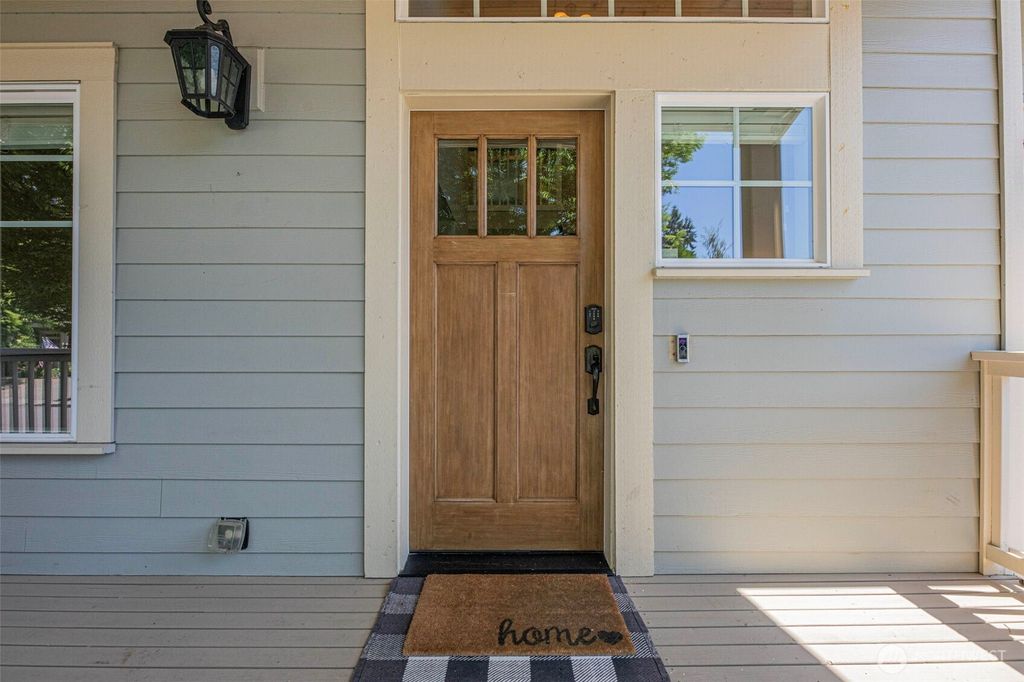 Photo of 619 Emory Drive, Snohomish, WA 98290 (MLS # 2394823)