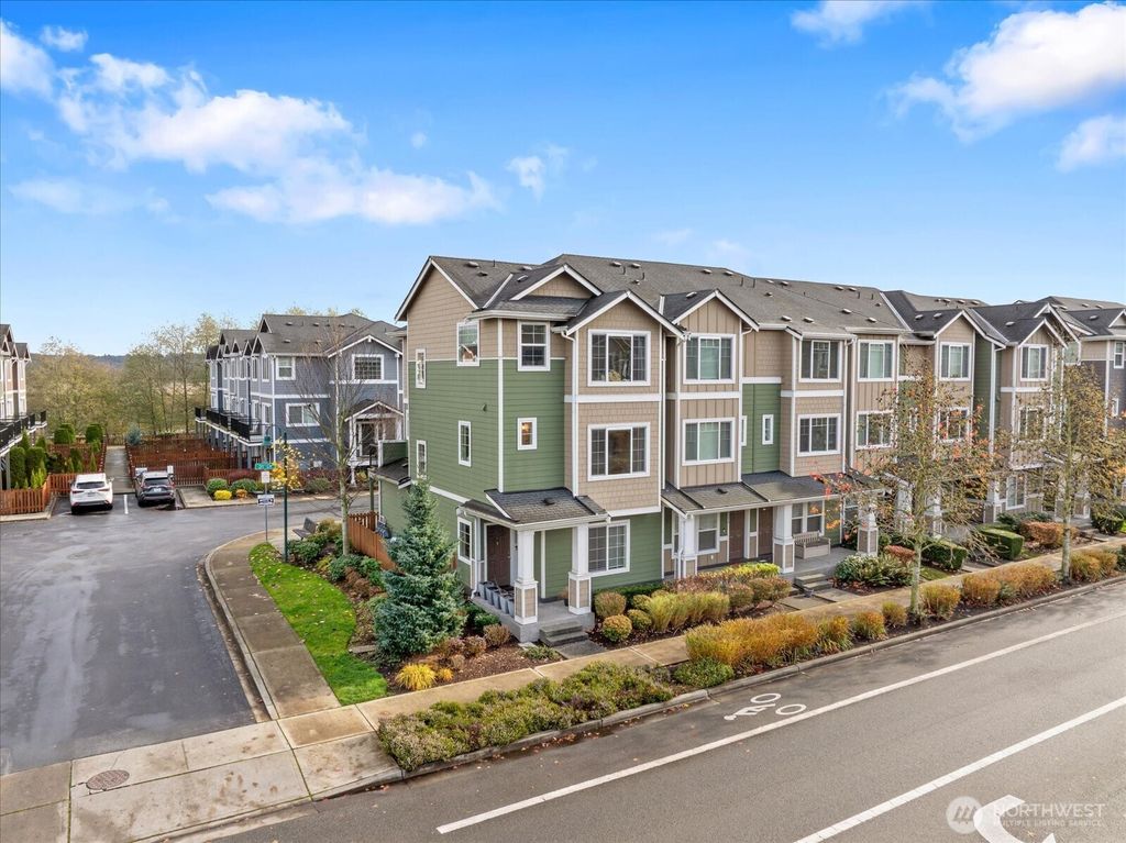 Photo of 3322 31st Drive, Everett, WA 98201 (MLS # 2456303)