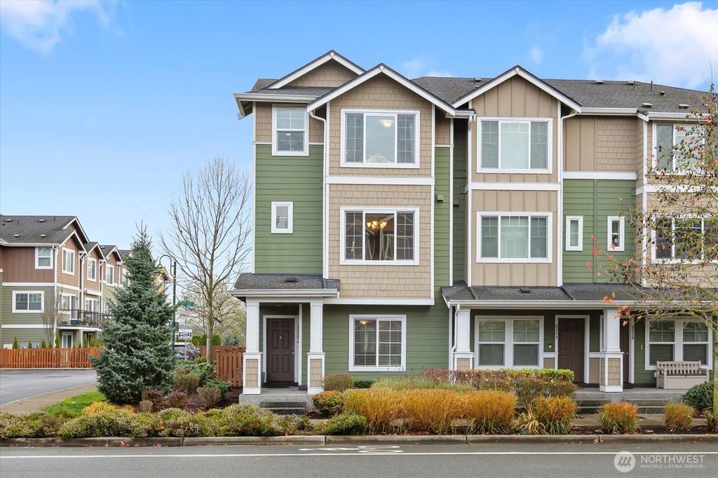 Photo of 3322 31st Drive, Everett, WA 98201 (MLS # 2456303)