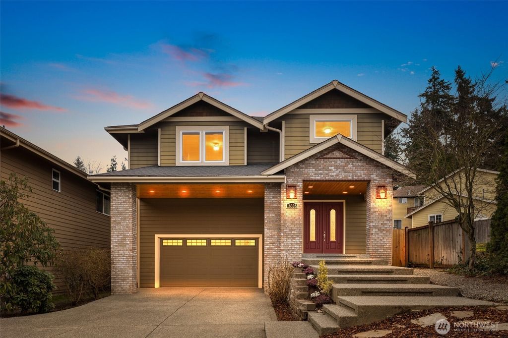 Photo of 16308 SIMONDS Road NE, Kenmore, WA 98028 (MLS # 2483113)