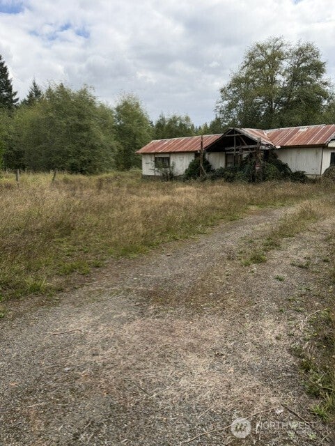 Photo of 153 Alpha Way, Onalaska, WA 98570 (MLS # 2582809)
