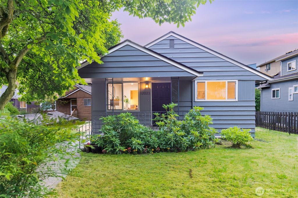 Photo of 12023 35th Avenue NE, Seattle, WA 98125 (MLS # 2396557)
