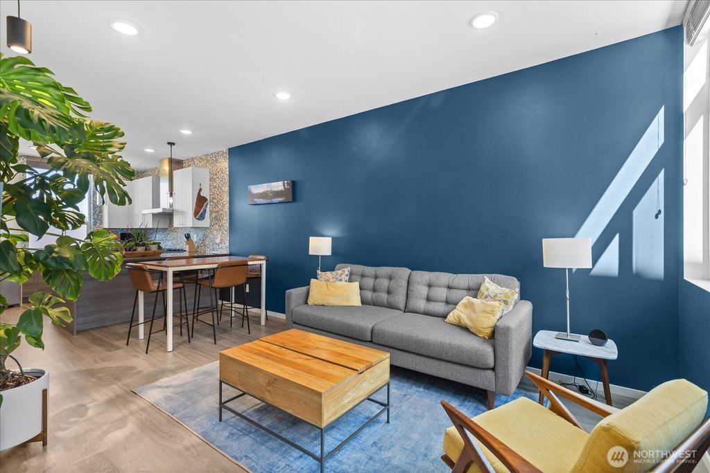 Photo of 9211 15th Avenue SW #B, Seattle, WA 98106 (MLS # 2435319)