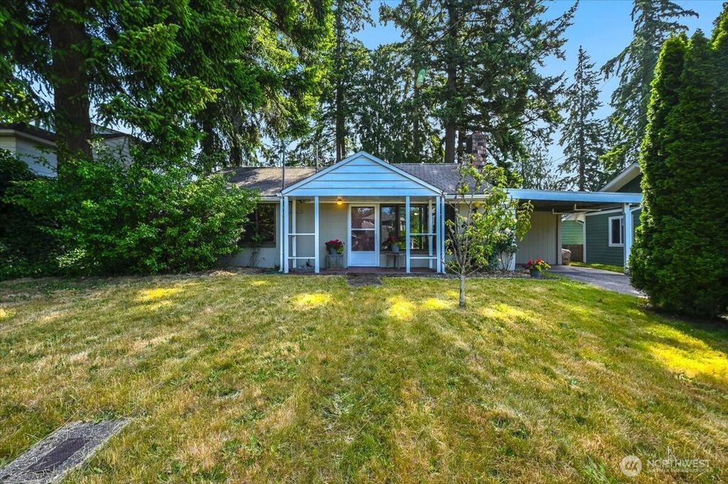 Photo of 23905 54th Avenue W, Mountlake Terrace, WA 98043 (MLS # 2404104)