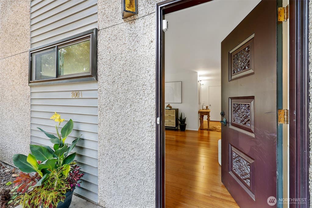 Photo of 300 N 137th Street #A, Seattle, WA 98133 (MLS # 2563124)