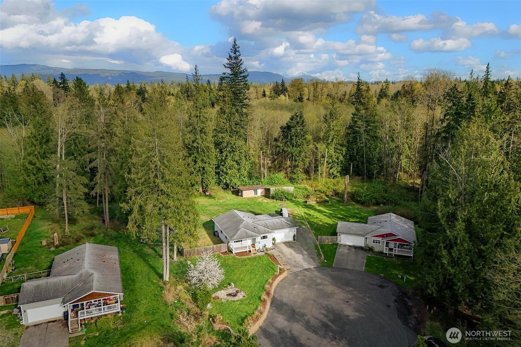 Photo of 19305 NE 86th Avenue, Arlington, WA 98223 (MLS # 2508236)