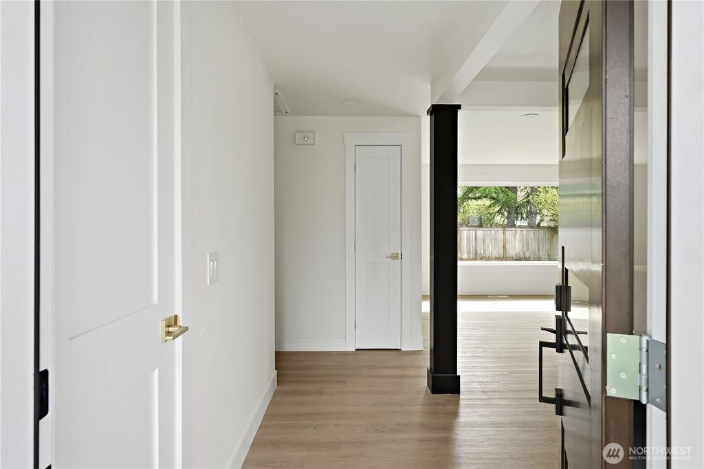 Photo of 23207 46th Avenue W, Mountlake Terrace, WA 98043 (MLS # 2511886)