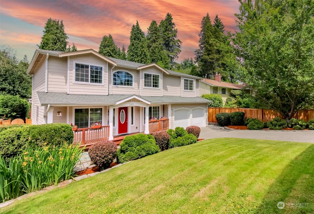 Photo of 148 SW 166 Place, Normandy Park, WA 98166 (MLS # 2101880)