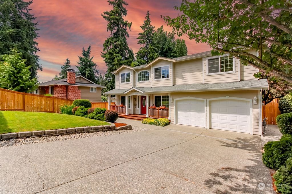 Photo of 148 SW 166 Place, Normandy Park, WA 98166 (MLS # 2101880)