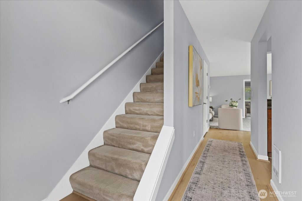 Photo of 514 142nd Avenue SE #98, Bellevue, WA 98007 (MLS # 2525513)