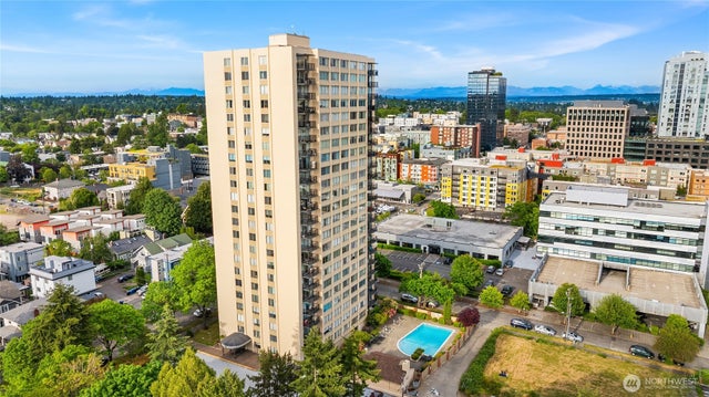 4540 8th Avenue NE 801 #801, Seattle