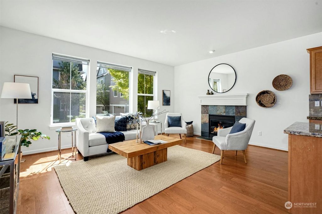 Photo of 398 NE Denny Way, Issaquah, WA 98029 (MLS # 2227086)