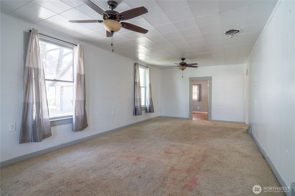 Photo of 105 W 5th Avenue, Ritzville, WA 99169 (MLS # 2484826)