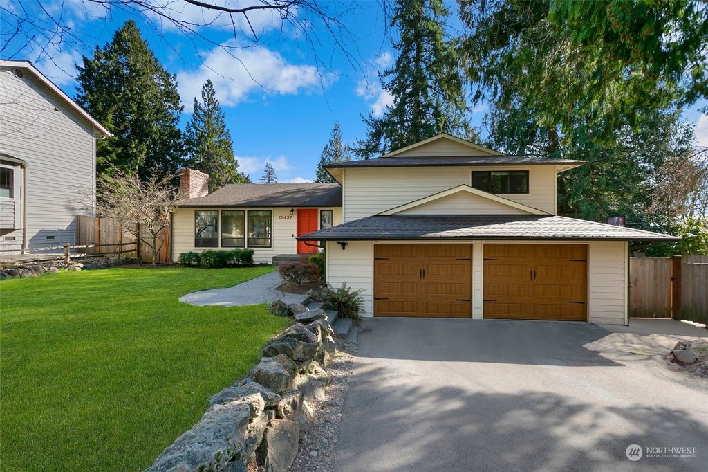 Photo of 15437 SE 132nd Street, Renton, WA 98059 (MLS # 2047444)