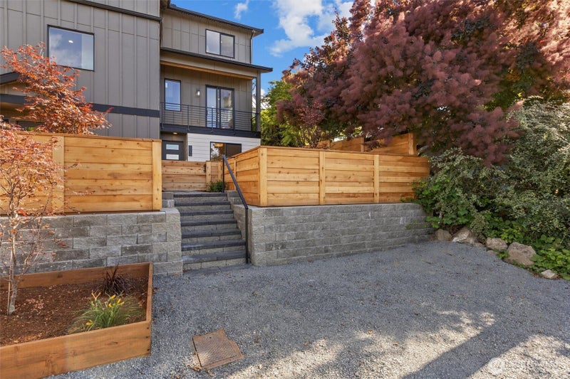 2615 NW 87th Street