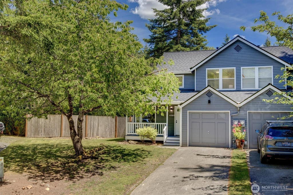 Photo of 4180 244th Place SE, Sammamish, WA 98029 (MLS # 2565032)