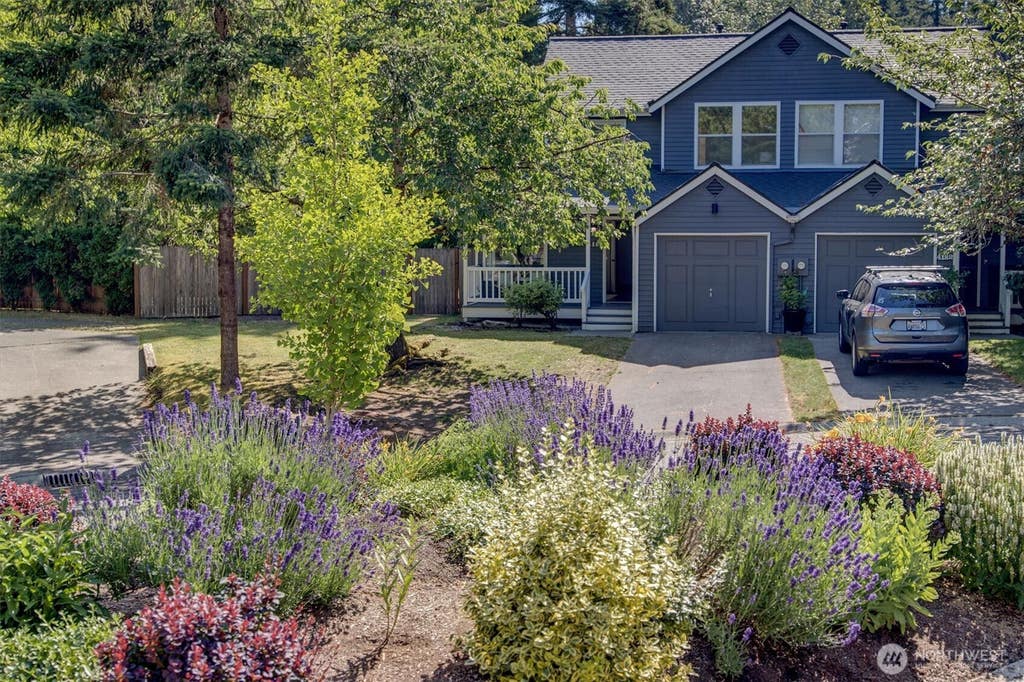 Photo of 4180 244th Place SE, Sammamish, WA 98029 (MLS # 2565032)