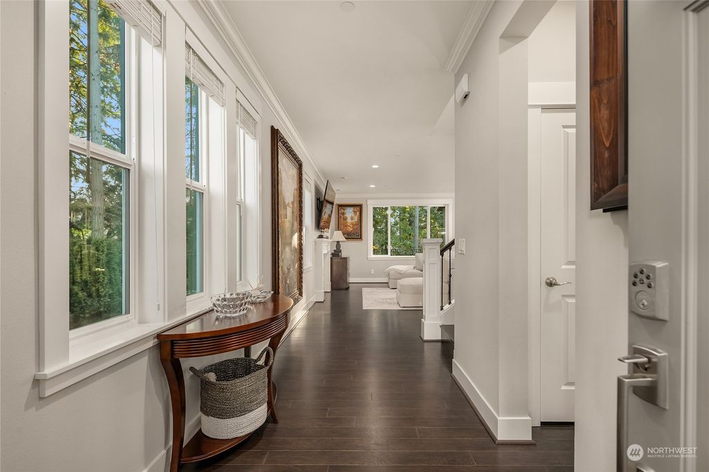 Photo of 17221 93rd Place NE, Bothell, WA 98011 (MLS # 2025299)